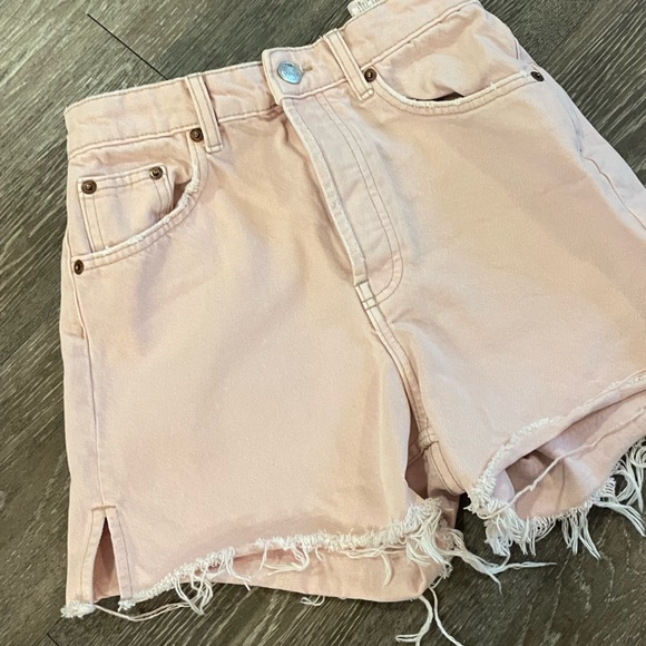 Zara Size 4 Pink shorts. Worn once! - Picture 2 of 5